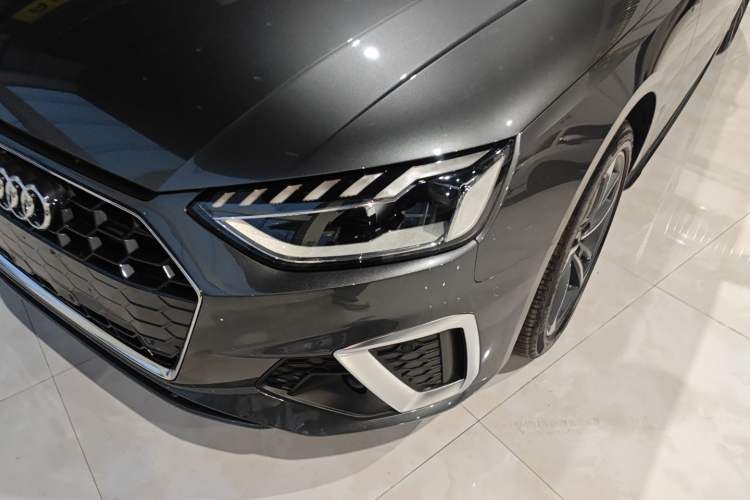 Used Audi A4L 2022 40 TFSI Fashion Dynamic Model
