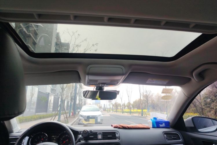 Used Volkswagen Sagitar 2018 1.6L Automatic Comfort Model Headliner