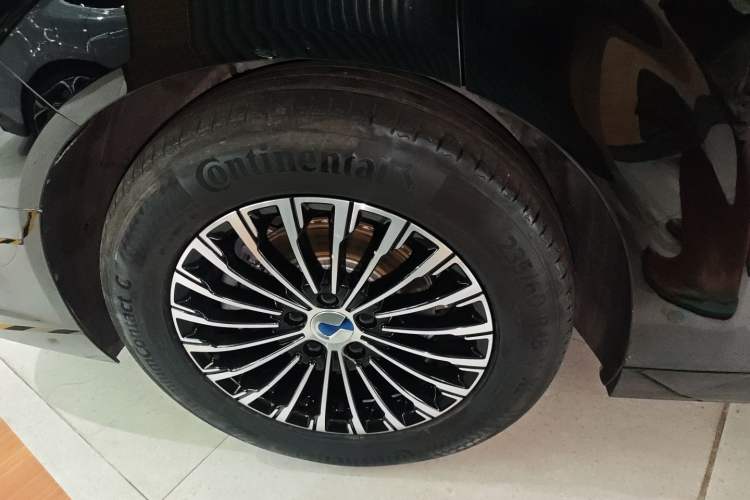 Used Denza D9 2024 DM-i 980 Four-Wheel Drive Prestige Model