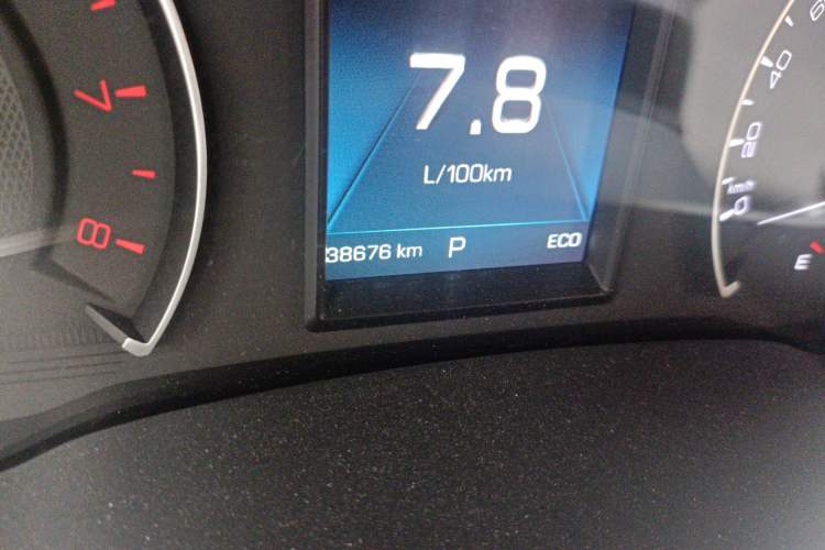 Used Wey VV5 2019 1.5T Two-Wheel Drive Color Pioneer