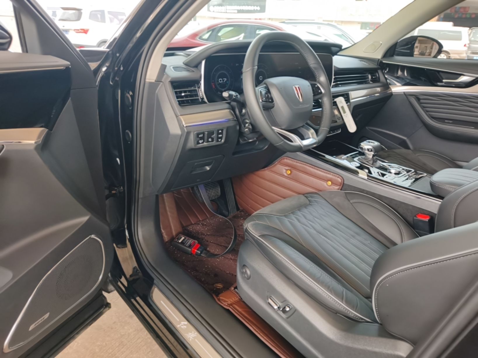 Hongqi HS5 2022 Revised Version 2.0T Smart Connect Flagship Edition — снимка 18