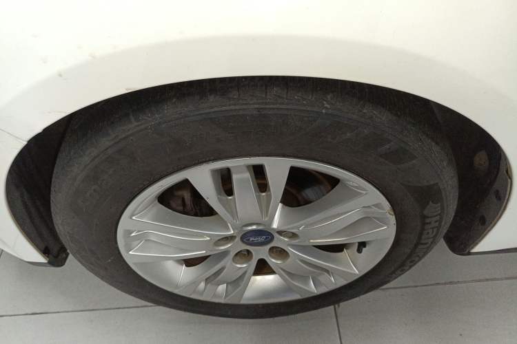 Used Ford Focus 2012 Sedan 1.6L Automatic Comfort Model