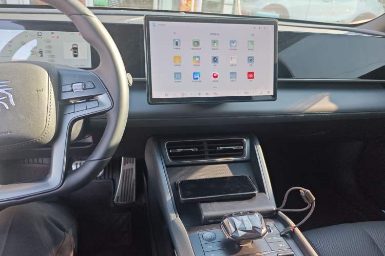 Used BYD Qin L 2025 DM-i Smart Drive 80KM Leading Model
