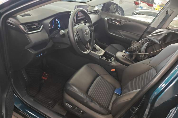 Used Toyota Wildlander 2020 Dual-Engine 2.5L E-CVT Two-Wheel Drive Tech Edition