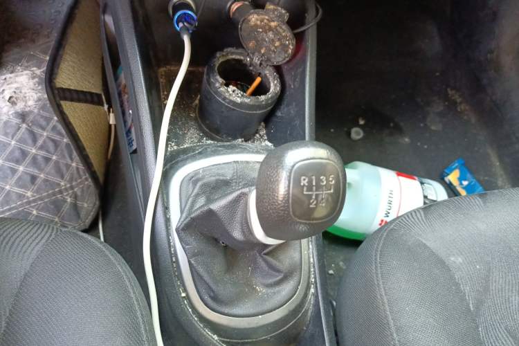 Used Kia K2 2011 Sedan 1.4L Manual Transmission GLS
