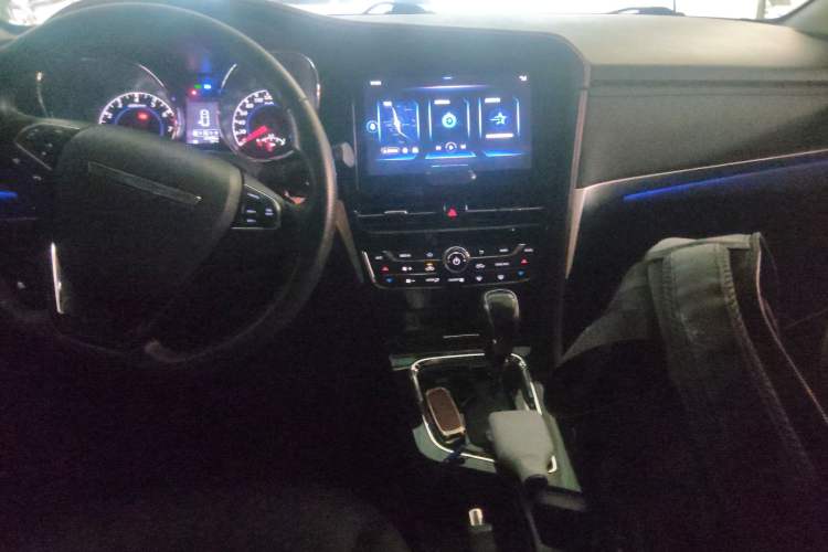 Used Venucia T70 2019 2.0L CVT Enjoy Edition China VI Standard