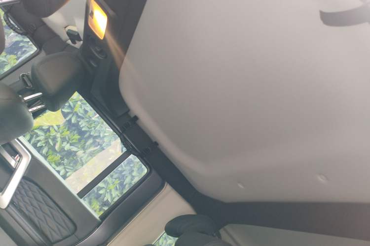 Used BAIC Off-Road BJ40 2024 2.0D Blade Hero Glory Edition
