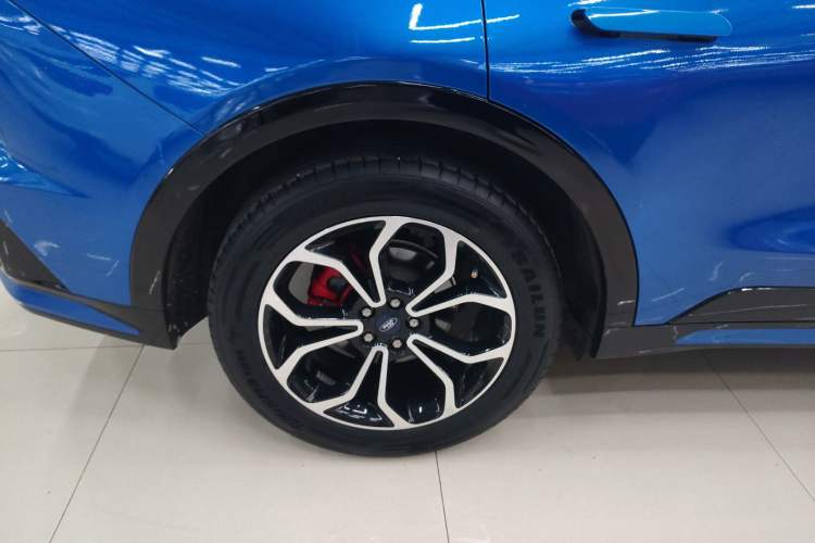 Used Ford EVOS 2022 EcoBoost 245 Sport Edition Right Rear Wheel Hub