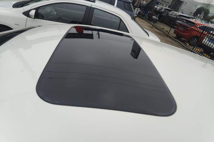 Used Nissan Tiida 2021 1.6L CVT Cool Edition