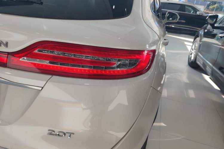 Used Lincoln MKC 2019 2.0T Two-Wheel Drive Zunya Version China VI Standard