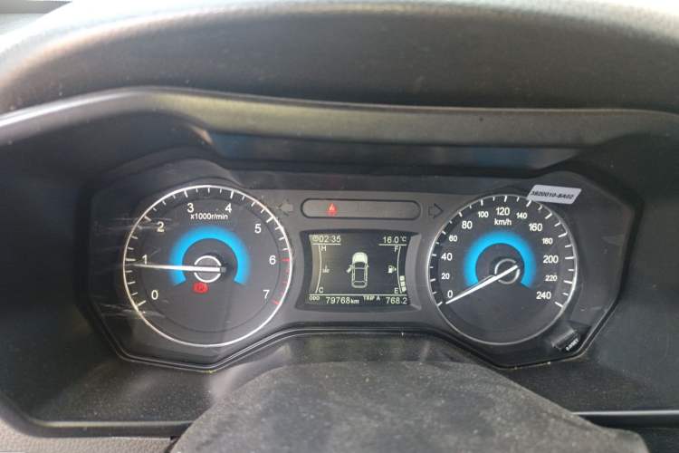 Used Dongfeng Fengon 580 2016 1.5T Manual Luxury Edition