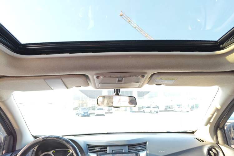 Used Nissan Terra 2020 2.5L XL Upper Automatic Two-Wheel Drive Luxury Edition
