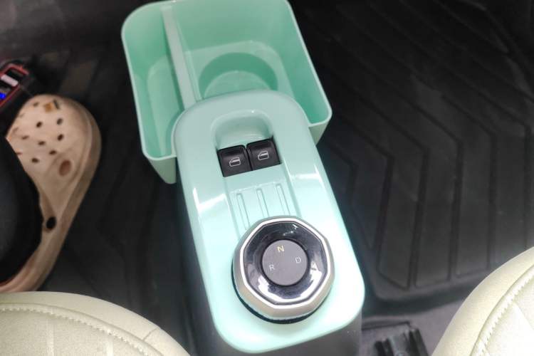 Used Geely Galaxy Panda 2023 Panda Mini 200km Endurance Bear