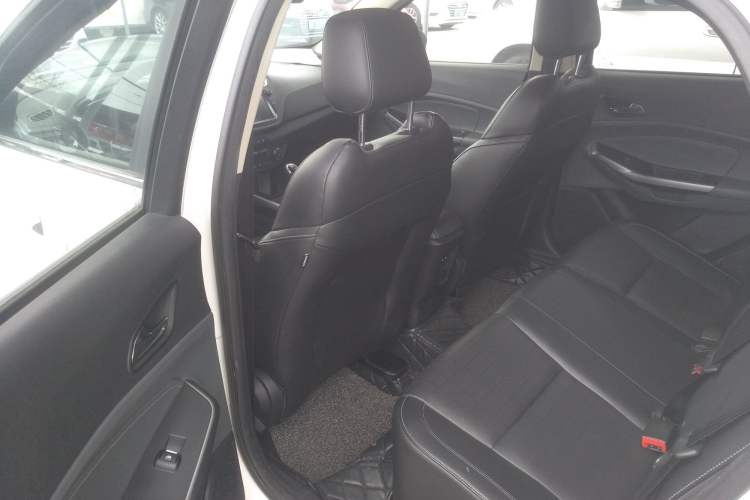 Used Ford Escort 2015 1.5L Manual Fashion Edition
