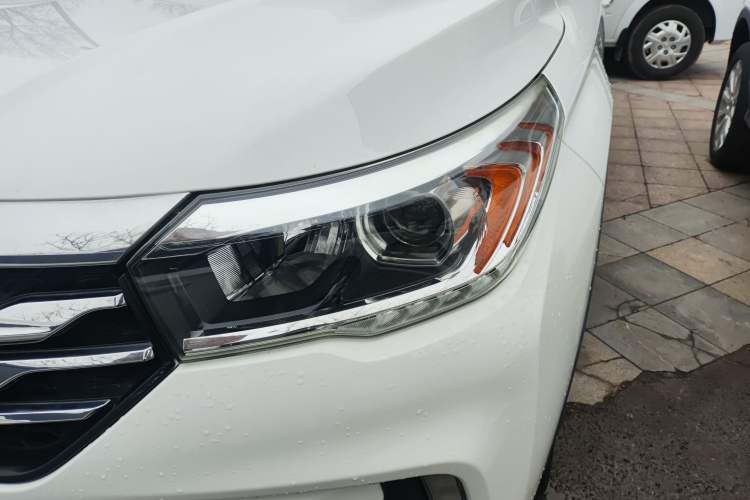 Used GAC Trumpchi GS4 2017 235T Manual Two-Wheel Drive Luxury Edition