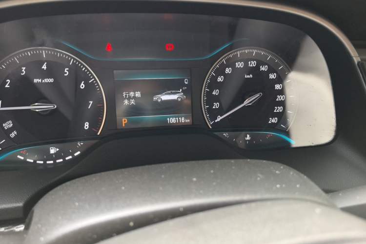 Used Buick Excelle GX 2018 18T Automatic Flagship Model Odometer Close Up