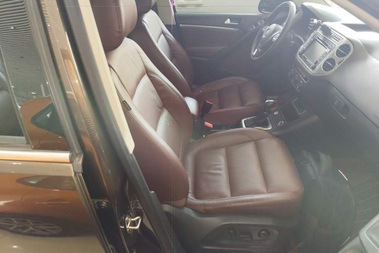 Used Volkswagen Tiguan 2015 2.0 TSI Automatic All-Wheel Drive Luxury Edition