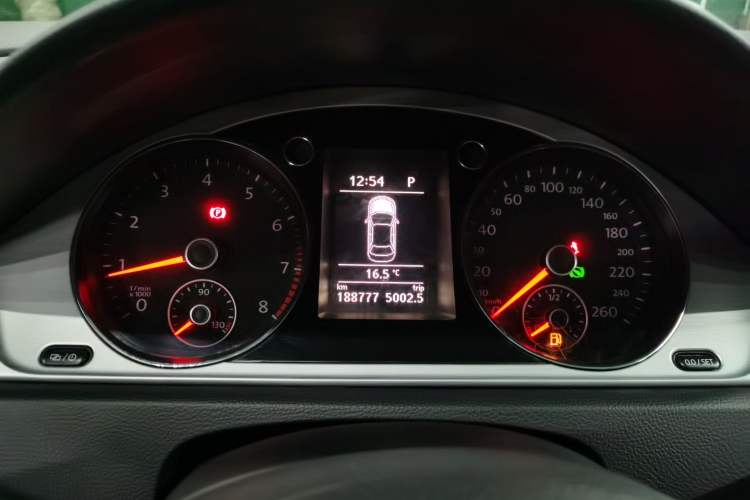 Used Volkswagen Magotan 2015 1.8TSI Advanced Model