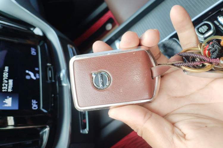 Used Volvo XC60 2020 T5 4x4 Zhiyi Luxury Edition
