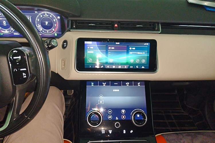 Used Land Rover Range Velar 2017 P380 R-DYNAMIC SE
