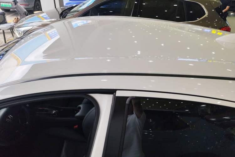 Used Honda Vezel 2017 1.5L CVT 2WD Comfort Model