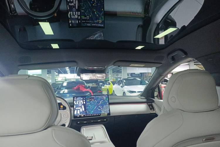 Used XPeng P7+ 2025 Ultra-Long Range Max Flagship Edition Headliner