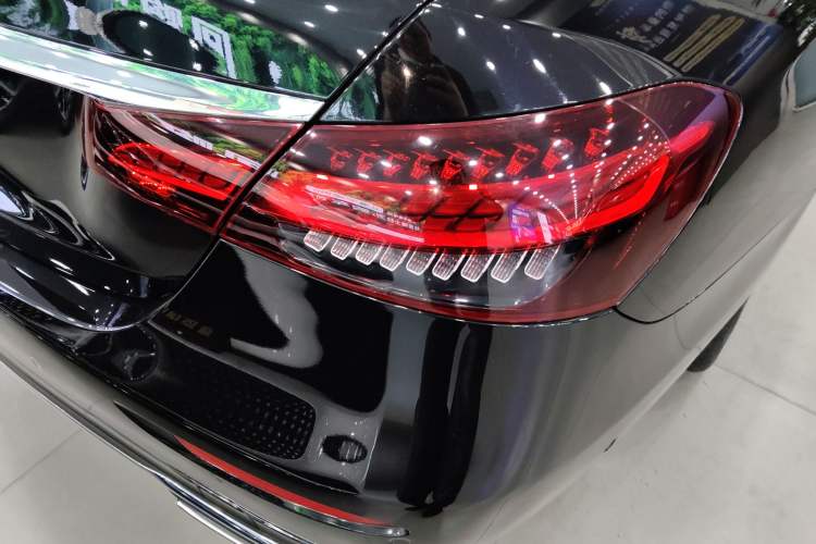 Used Mercedes-Benz E-Class 2022 Second Facelift E 300 L Luxury Edition
