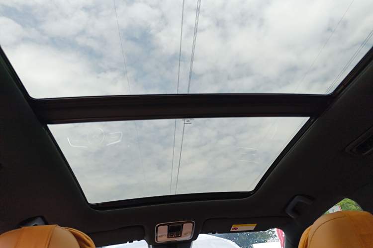 Used Li Auto ONE 2021 Extended-Range 6-Seater Version Headliner