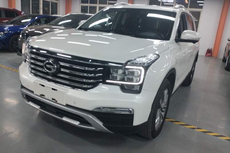 Used GAC Trumpchi GS8 2017 320T Two-Wheel Drive Luxury Smart Connectivity Version (7 Seats)