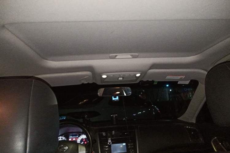 Used Nissan Teana 2013 2.0L XL Comfort Edition Headliner