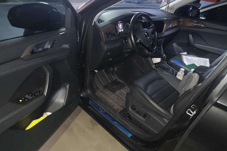 Used Volkswagen Tharu 2021 280TSI Two-Wheel-Drive Luxury Plus Edition
