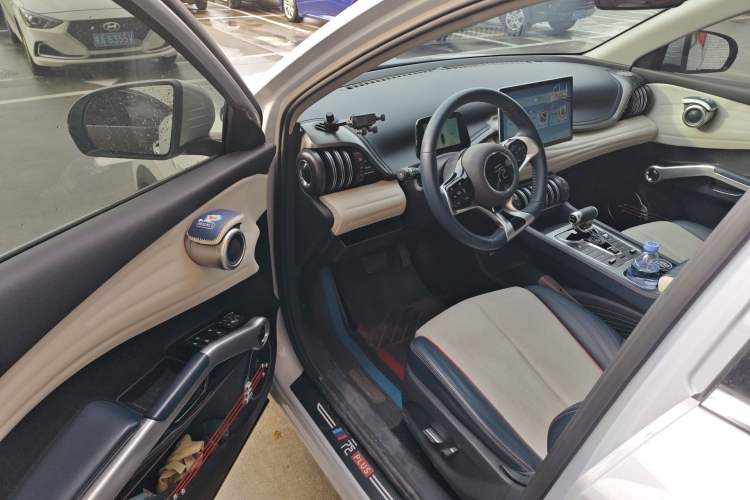 Used BYD Yuan PLUS 2022 430 km Luxury Version Driver Seat