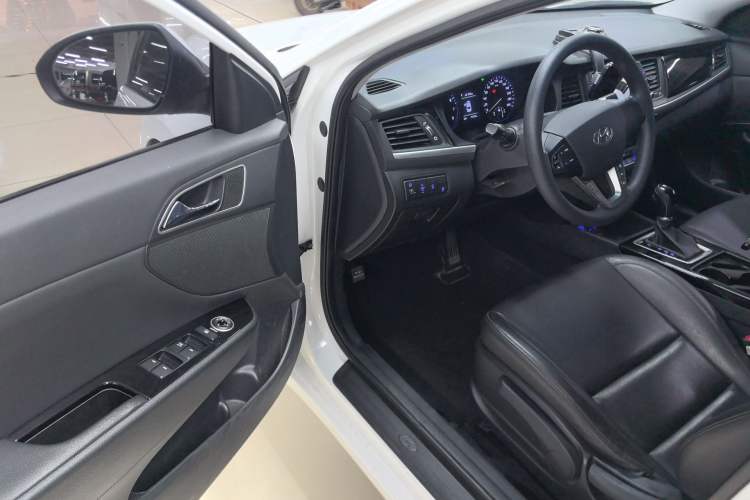 Used Hyundai Mistra 2017 1.8L Automatic Smart GLS China V Standard Driver Seat