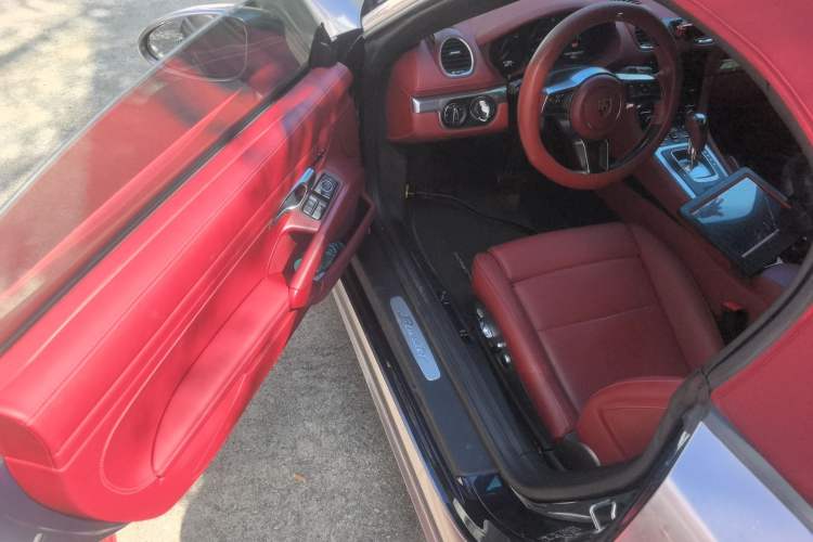 Used Porsche 718 2018 Boxster 2.0T
