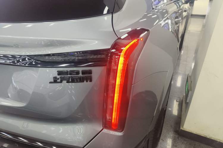 Used Cadillac XT5 2026 Model 2.0T Prestige Edition
