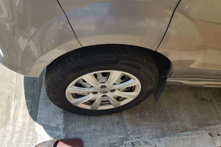 Used Jinbei New Hiace S 2021 1.5L Wealth Central Air-Conditioned Bus China VI Standard Model SWC15M