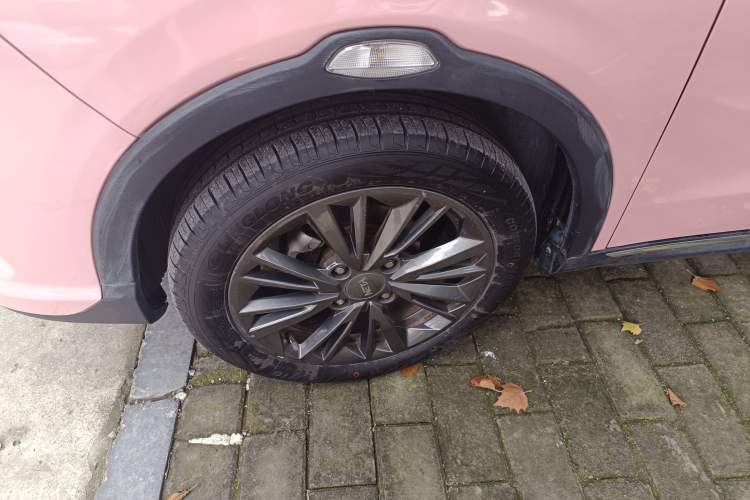 Used NETA V 2022 Chao 400 Lite Pink Custom Edition