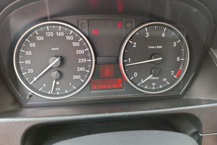 Used BMW X1 2012 sDrive18i Fashion Model Instrument Cluster