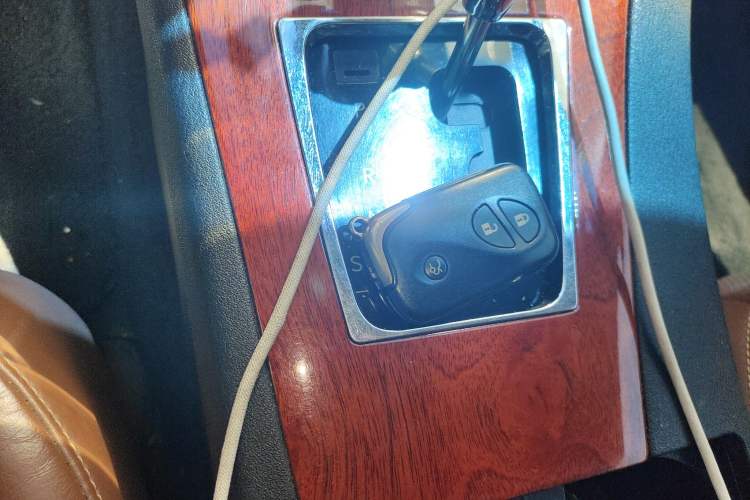 Used Lexus ES 2010 240 Elegant Edition
