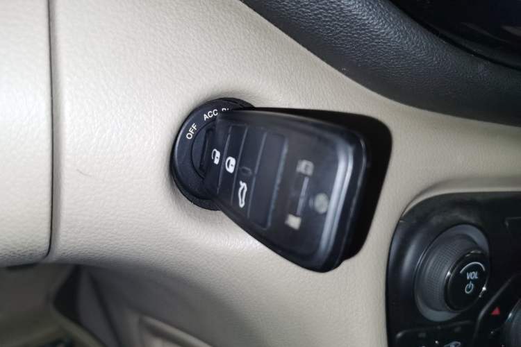 Used Fiat Viaggio 2012 1.4T Automatic Luxury Edition
