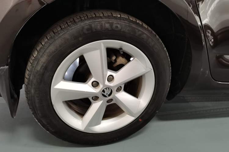 Used Skoda Octavia 2015 1.6L Automatic Yijie Edition
