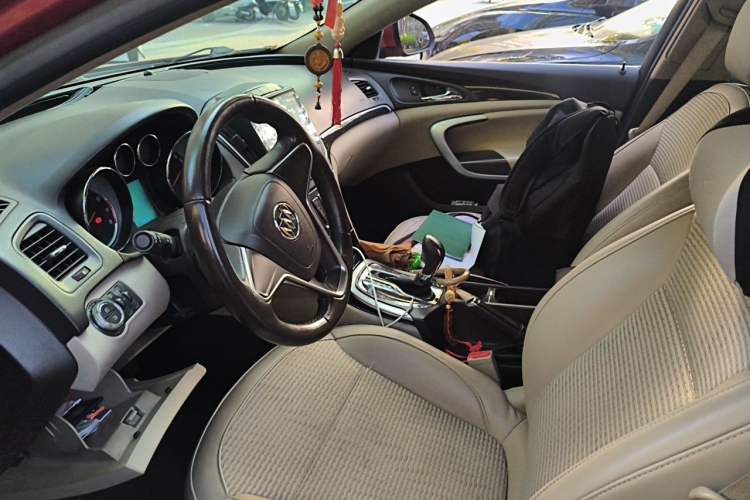 Used Buick Regal 2014 2.0L Leading Fashion Edition