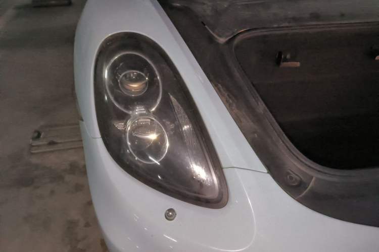 Used Porsche Cayman 2013 Cayman 2.7L Right Front Headlight