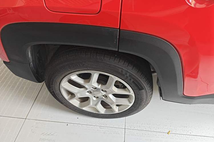 Used Jeep Renegade 2018 Connected Large Screen Version 180T Automatic High-Energy Edition