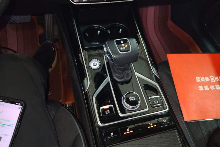 Used Hongqi HS5 2022 Revised Version 2.0T Smart Connect Flagship Edition