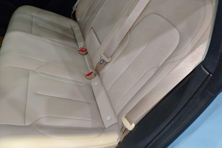 Used Nio ET5T 2024 75kWh Touring Left Rear Seat