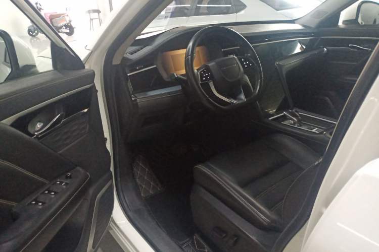 Used Venucia Star 2020 260T Automatic 48V Mild Hybrid Turbocharged Star Edition
