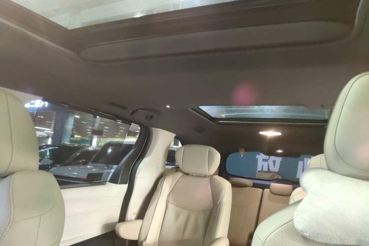 Used Toyota Sienna 2021 2.5L Hybrid Ultimate Edition
