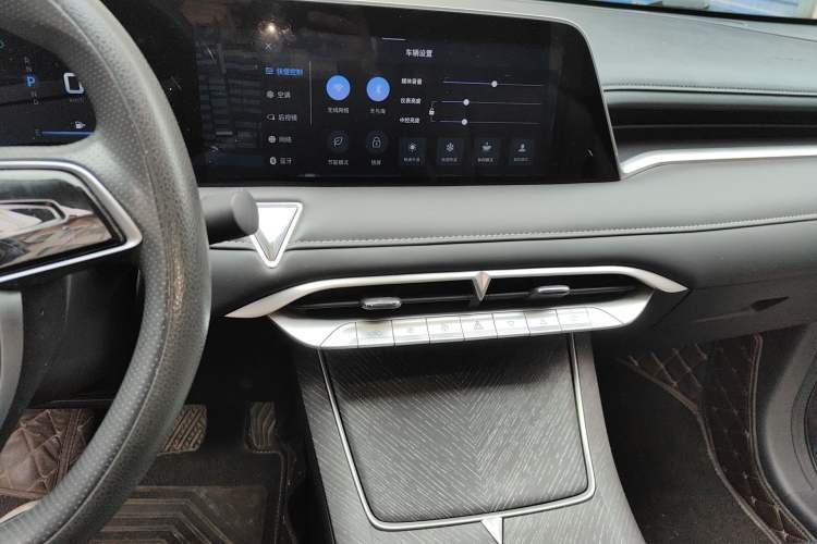 Used Venucia V 2021 260T Idol Edition