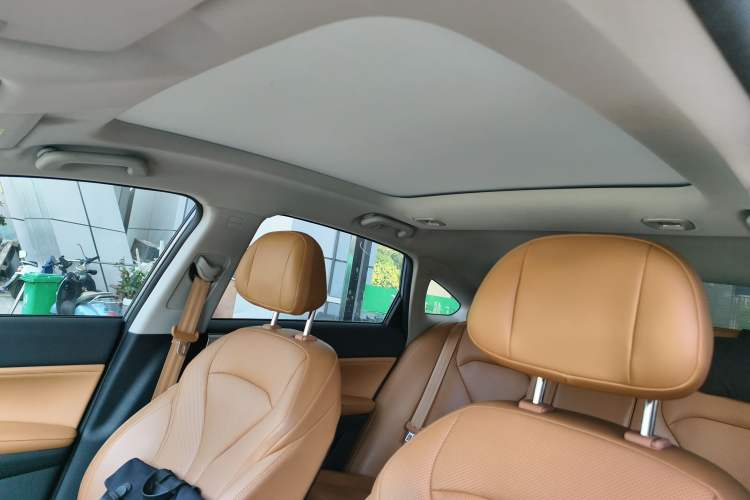 Used XPeng P5 2024 500 Plus Edition Headliner